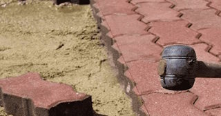 Укладка плитки на песок в Мценске в октябре