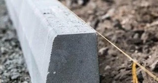 Установка бордюров для тротуарной плитки в Мценске - цена от 810 руб.