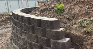 Установка подпорной стенки в Мценске в октябре